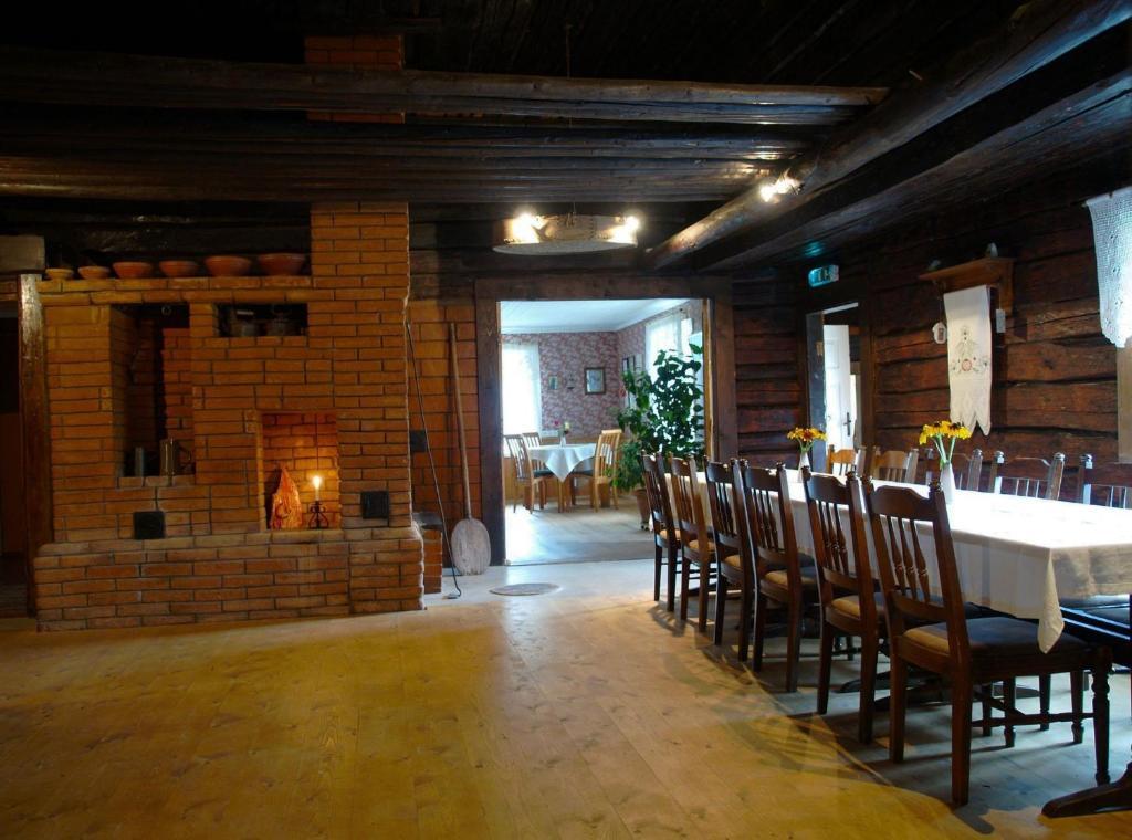Maria Talu Guesthouse Pootsi Ngoại thất bức ảnh